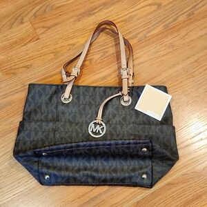 Michael Kors Leather Bag